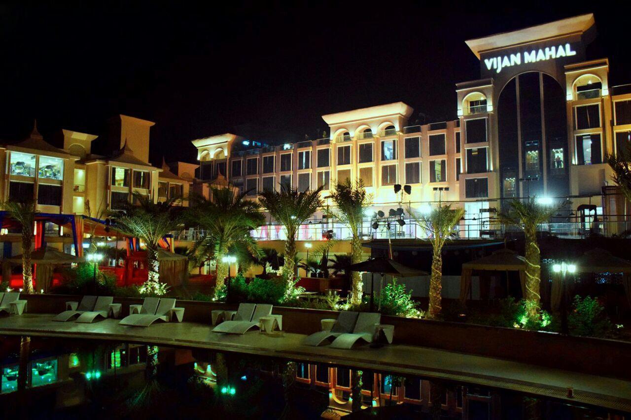Vijan Mahal Hotel จาบัลปูร์ ภายนอก รูปภาพ